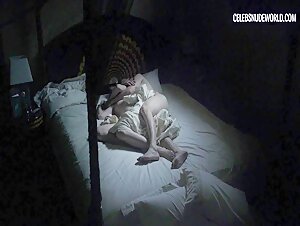 Elizabeth Debicki appears fully nude in a sexy scene from The Night Manager (2016)
