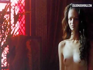 Xena Avramidis, Portia Victoria, Samantha Bentley, and Em Scribbler go nude and bare their breasts in Game of Thrones (2011-2019)