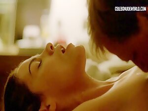 Michelle Monaghan bares her perfect breasts in a sensual nude scene from True Detective (2014-2024)
