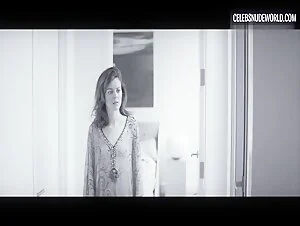Nora Zehetner Scene in Creative Control (2016)